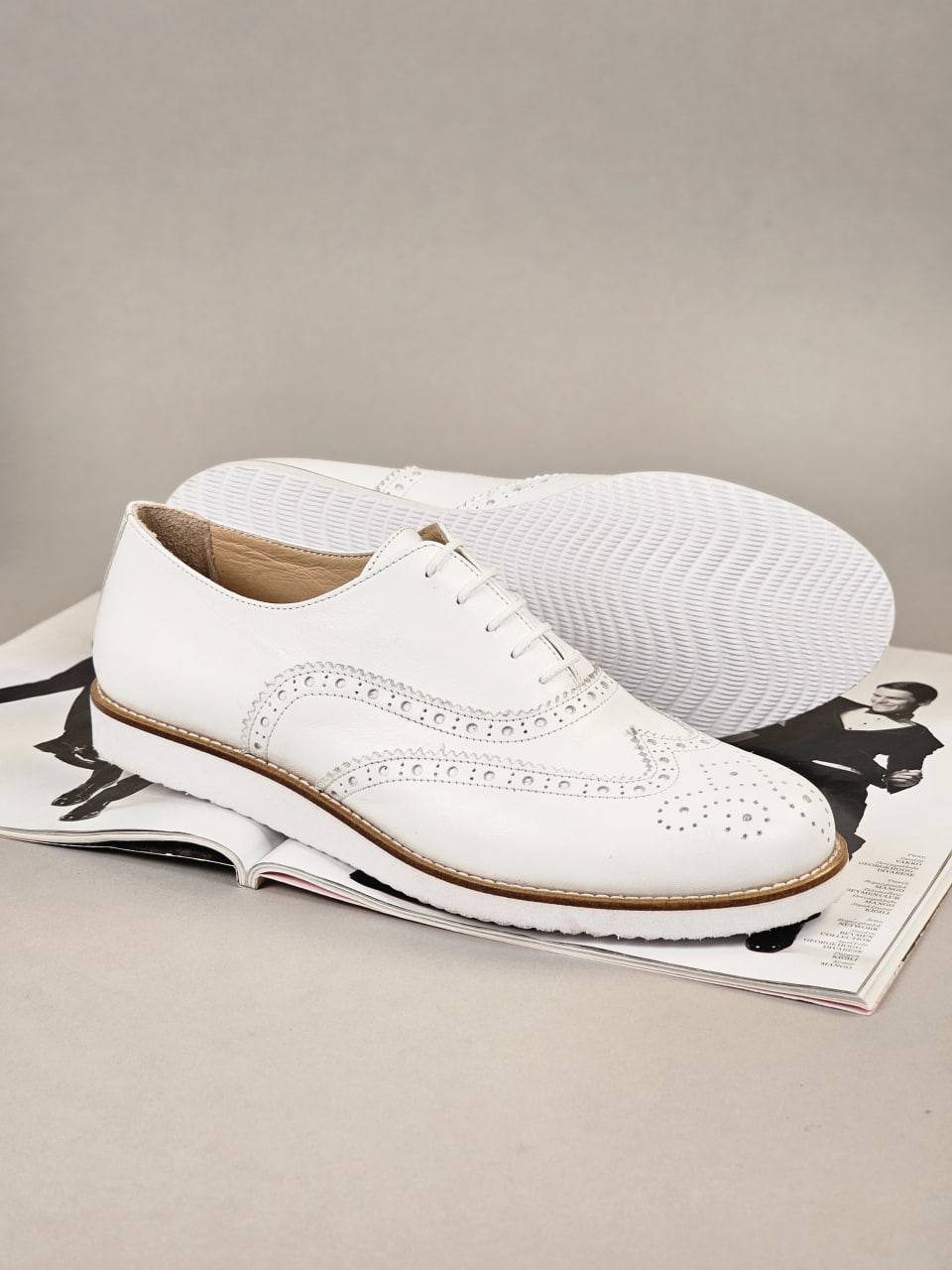 Brogue White Leather with Eva Sole