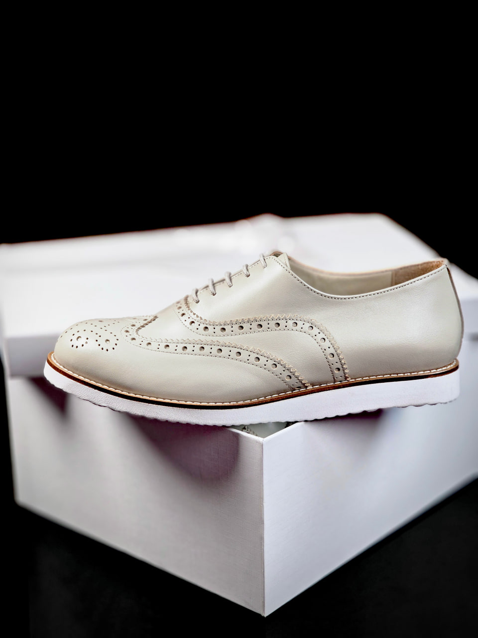 Brogue Beige Leather with Eva sole