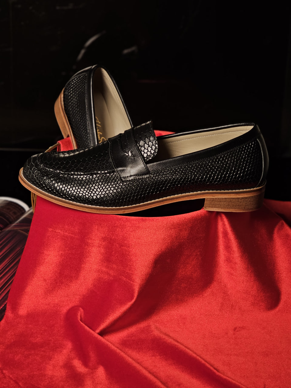 Loafers Black Snake Print Leather 2 cm heel