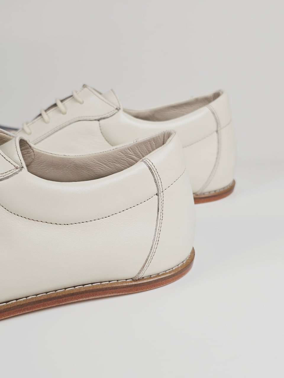 Barefoot New York Broken White Leather Zero Drop