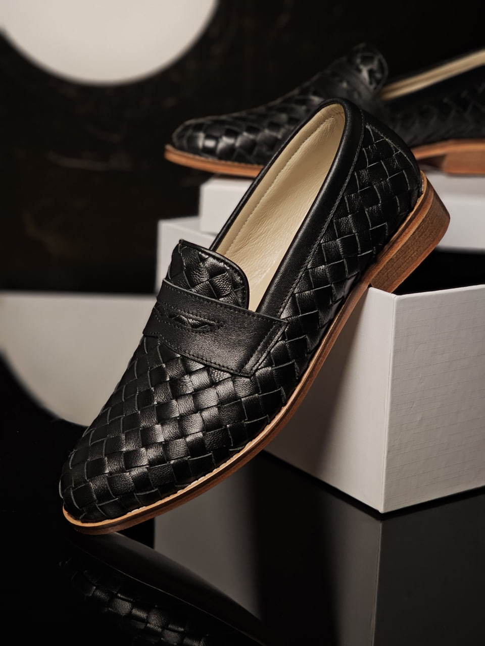 Loafers Black Weave Leather 2 cm heel