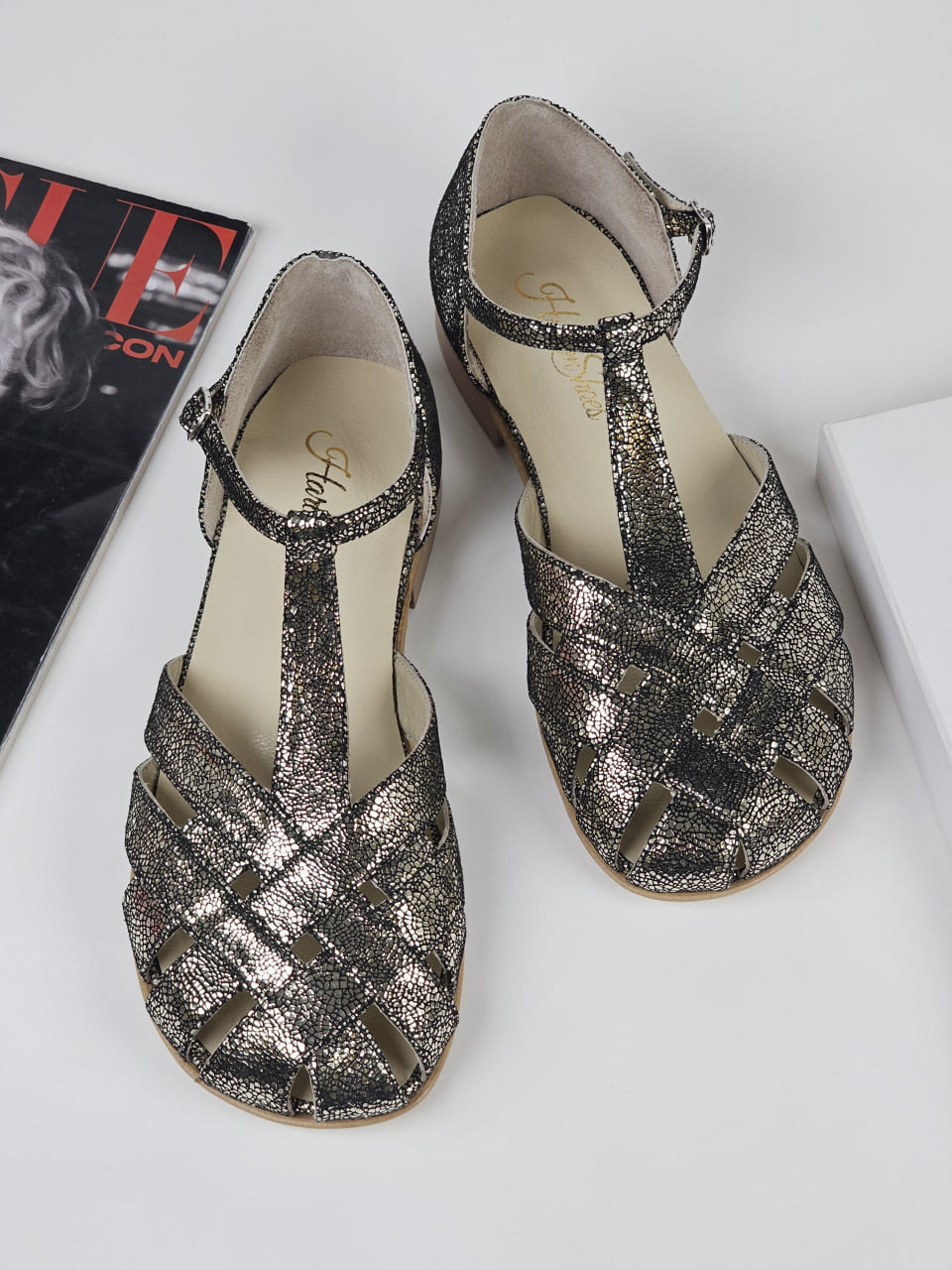 Barefoot Summer Grey Stone Suede 2 cm heel