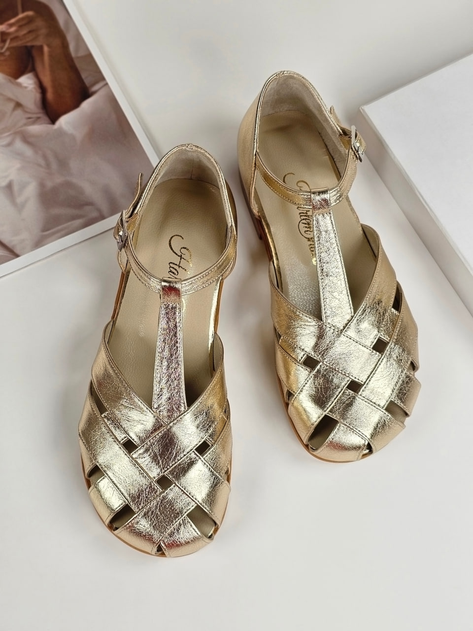 Barefoot Summer Platinum Gold Leather 1.5 cm heel