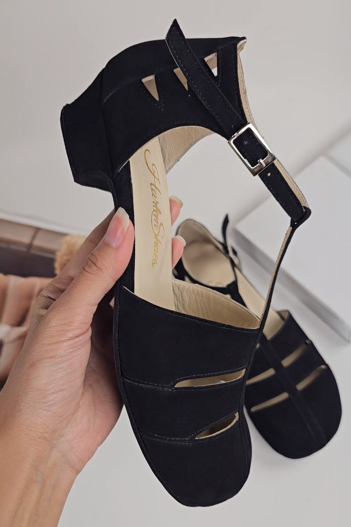 Barefoot Harmony Black Suede 4 cm heel