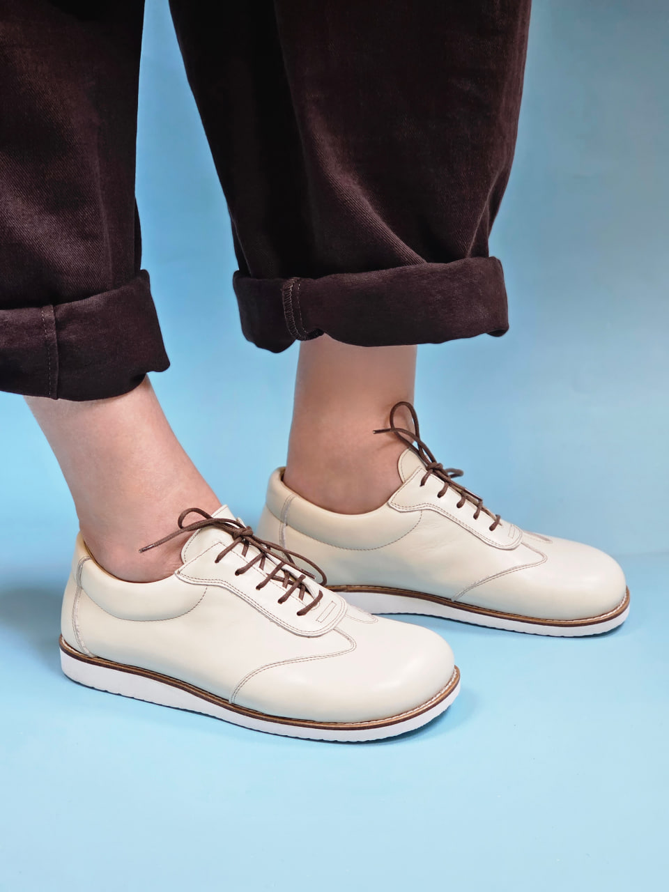 Barefoot New York Broken White Leather with Eva Sole