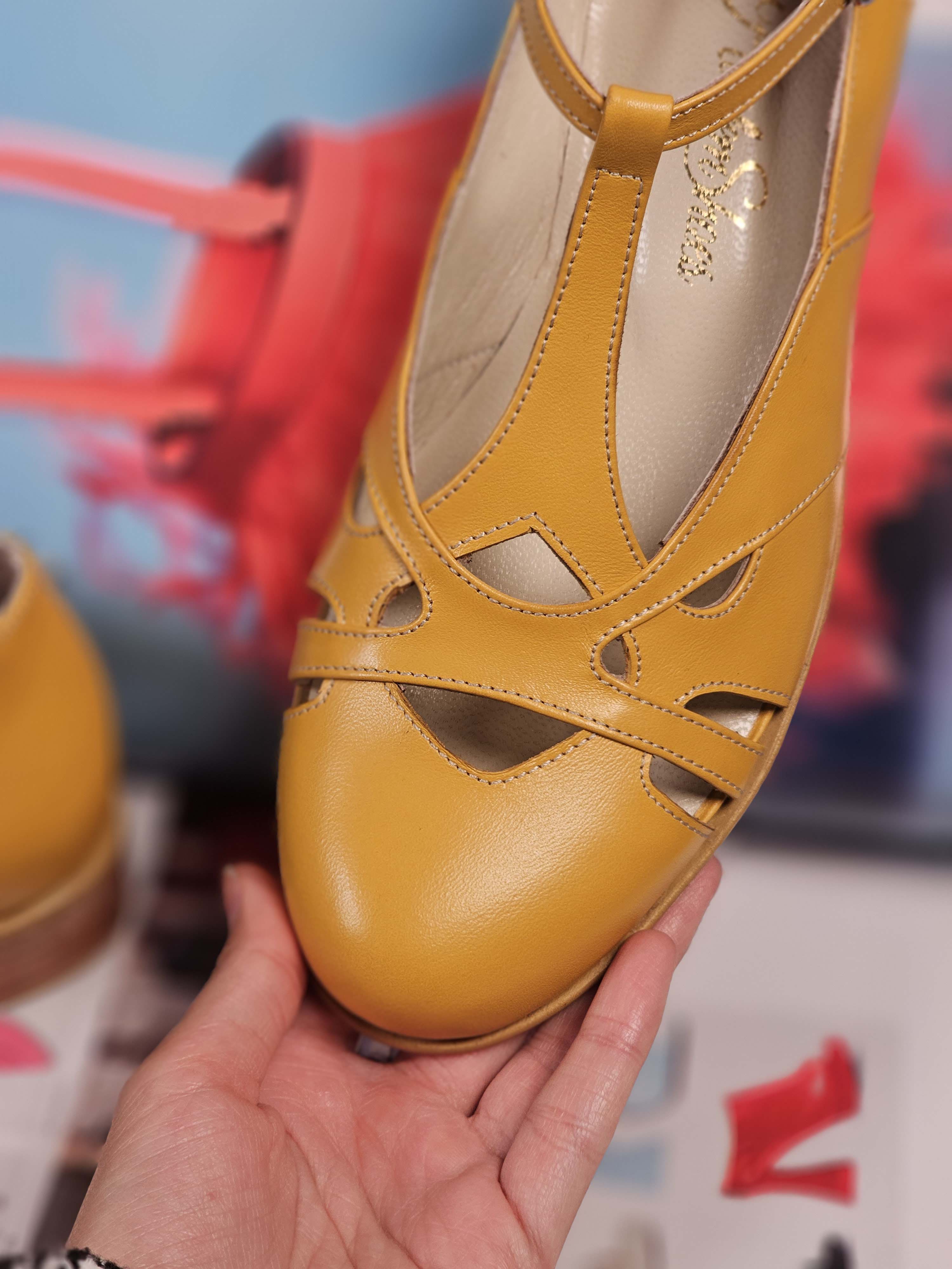 Spring Yellow Leather 2 cm heel