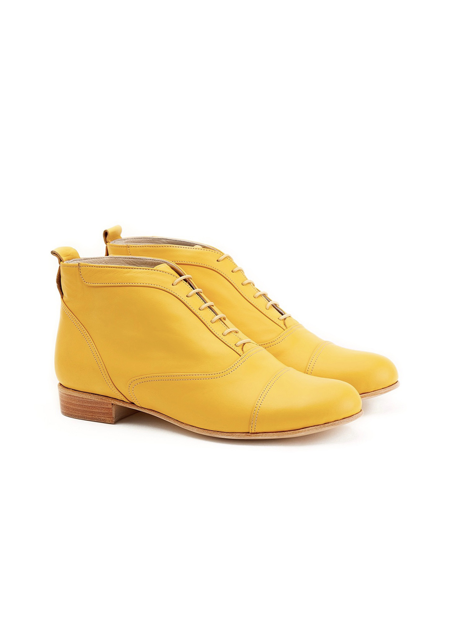 Smooth Boots Yellow Leather 2 cm heel
