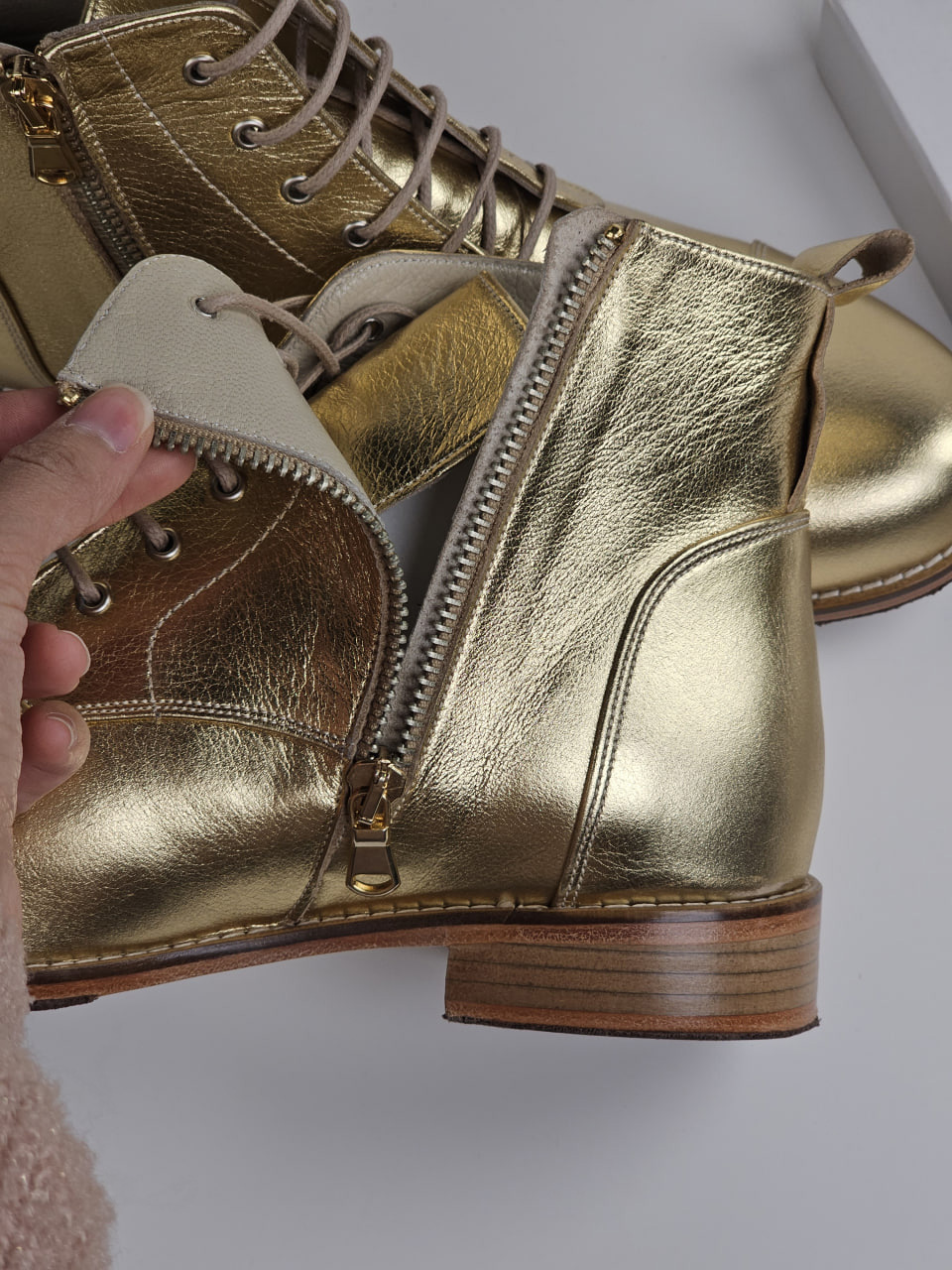 Derby Boots with Zipper Gold Leather 2 cm heel