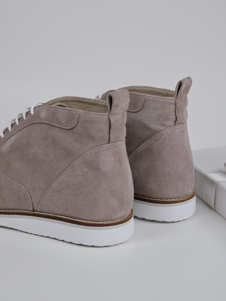 Smooth Boots Soft Grey Suede with Eva sole