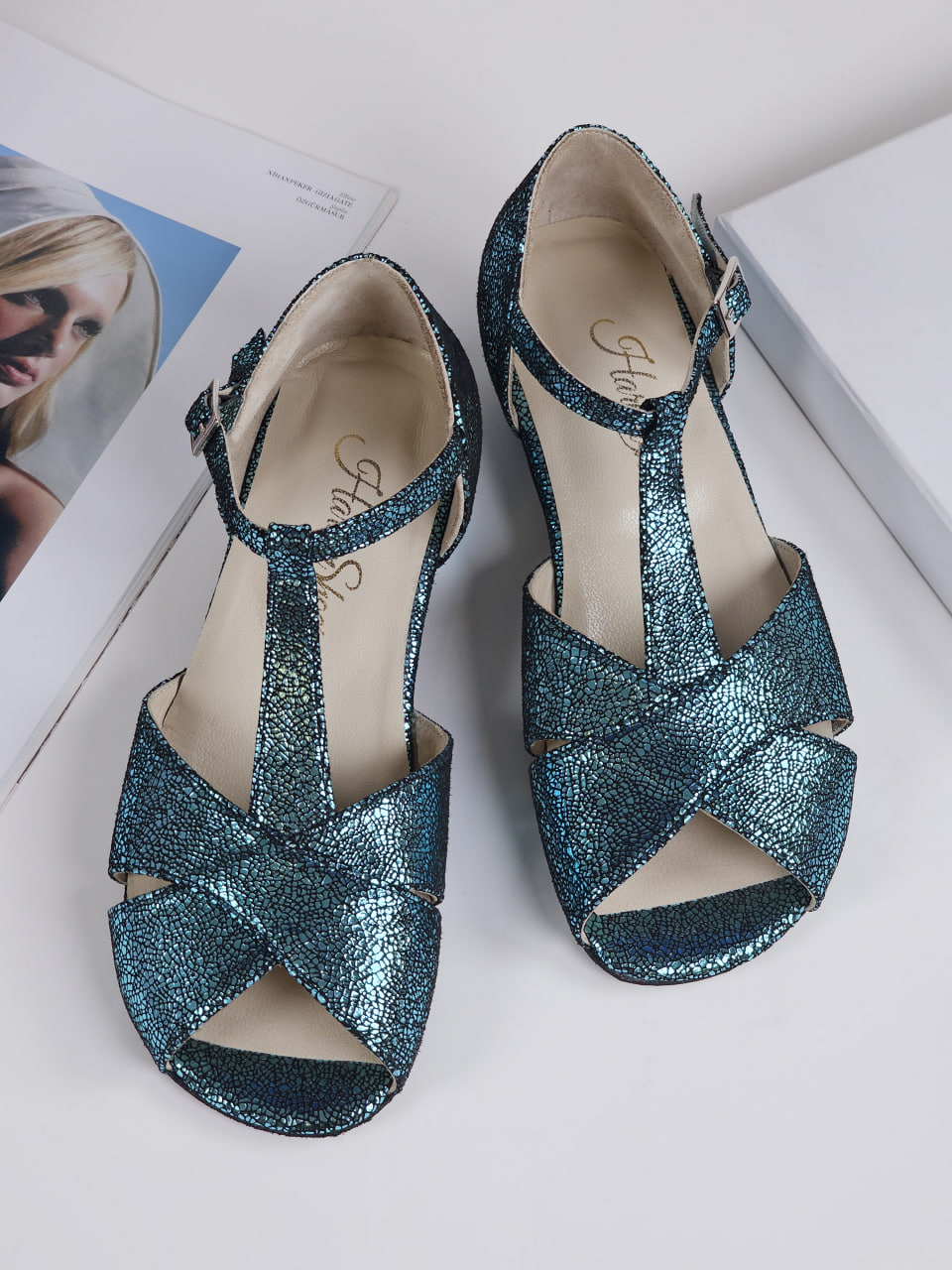 Barefoot Doris Blue Stone Suede 4 cm heel