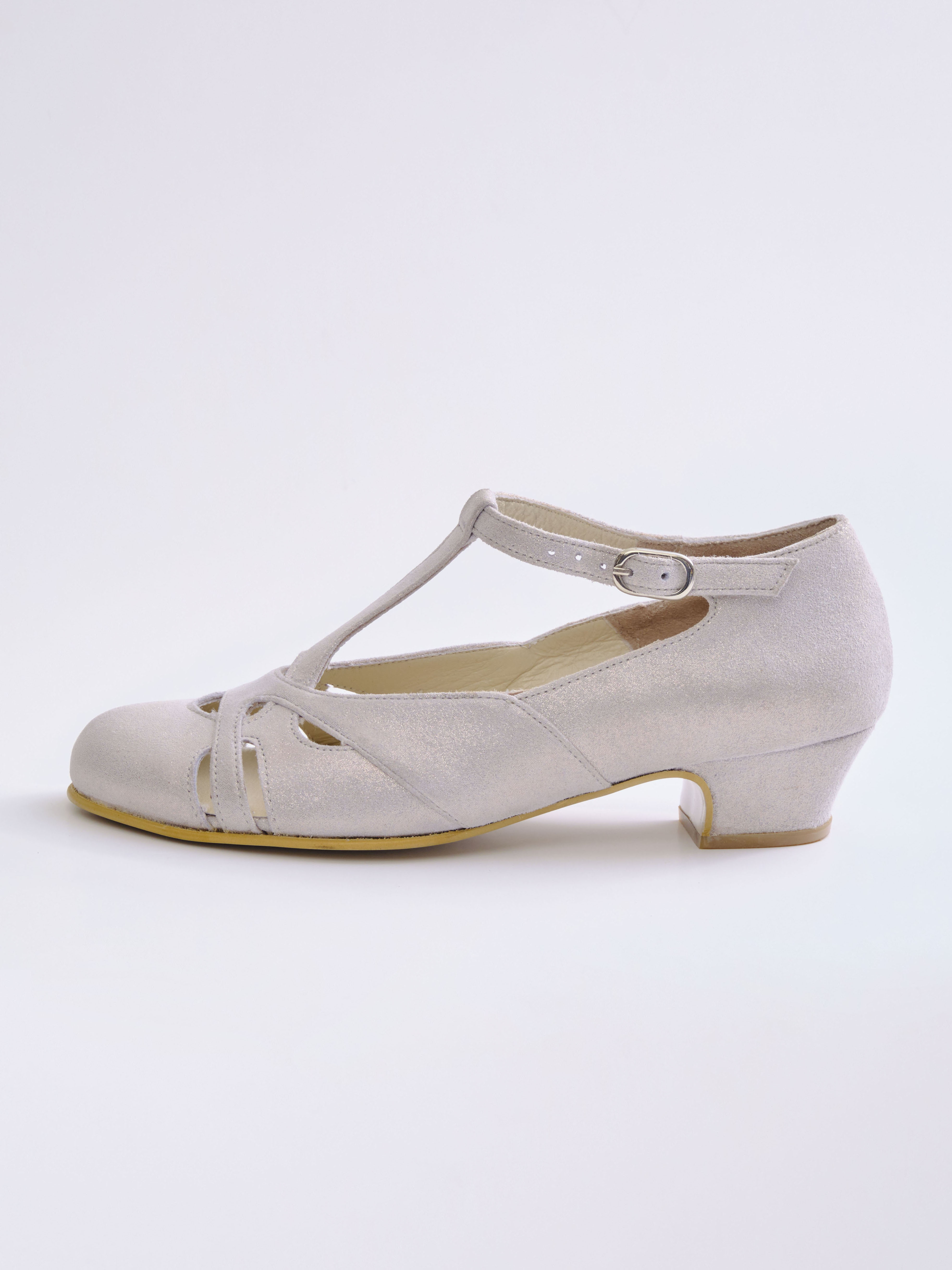 Spring Shiny Cream Suede 4  cm heel