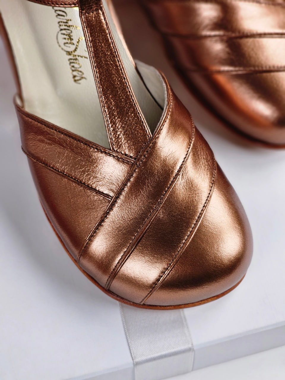 Barefoot Sugar Bronze 4 cm heel