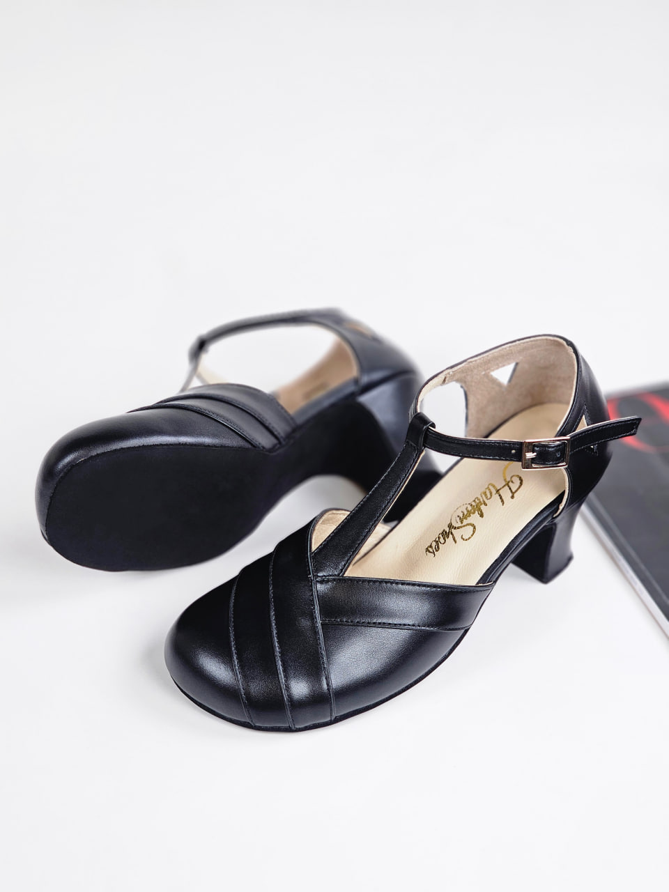 Barefoot Sugar Black Leather 6 cm heel