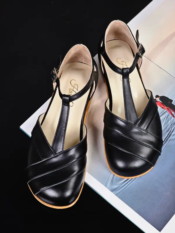 Barefoot Sugar Black Leather 2 cm heel
