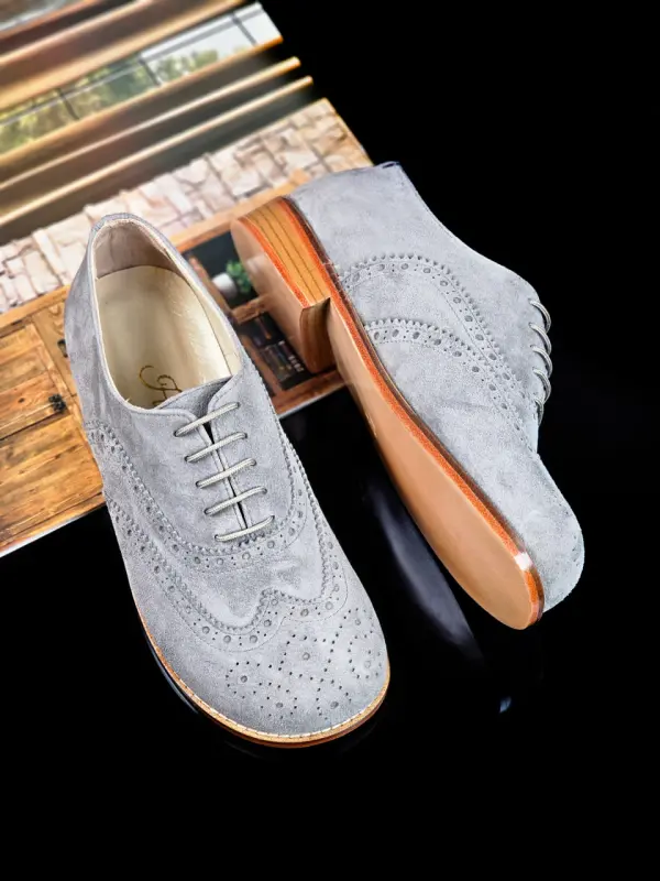 Barefoot Brogue Grey Suede 2 cm heel