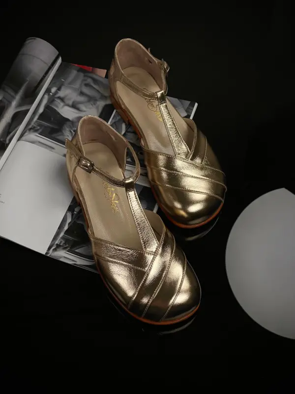 Barefoot Sugar Platinum Gold Leather 2 cm heel