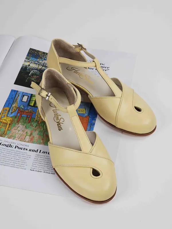 Muse Lemon Yellow Leather 4 cm heel
