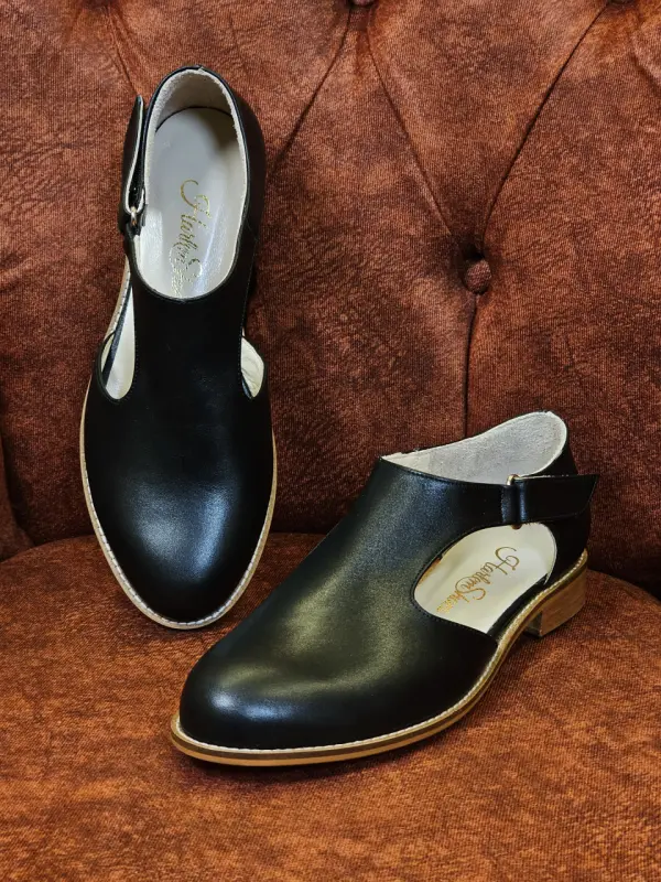 Black Leather 2 cm heel