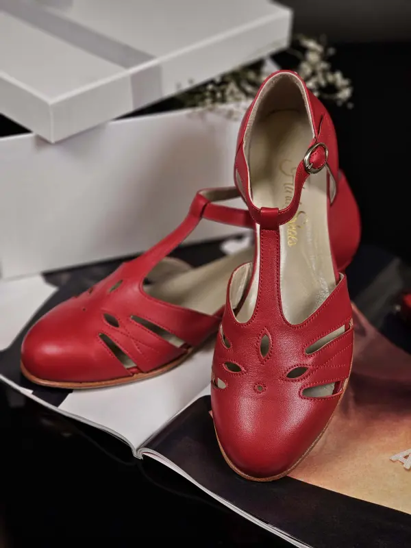 Rosy Red Leather 3 cm heel