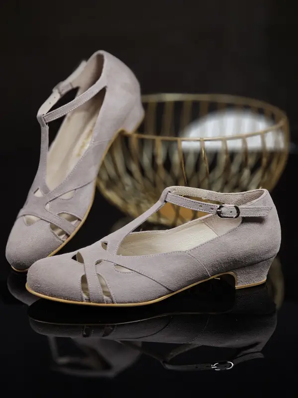 Spring Soft Grey Suede 4 cm heel