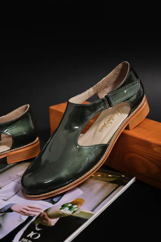 Green Patent Leather 2cm heel