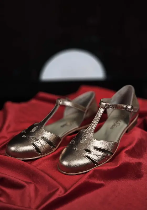 Rosy Rose Gold Leather 2 cm heel
