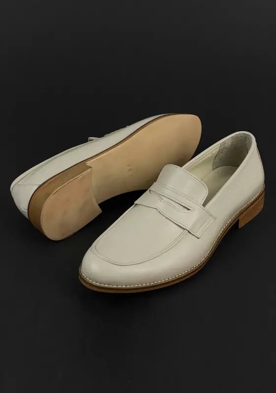 Loafers Beige Leather 2 cm heel