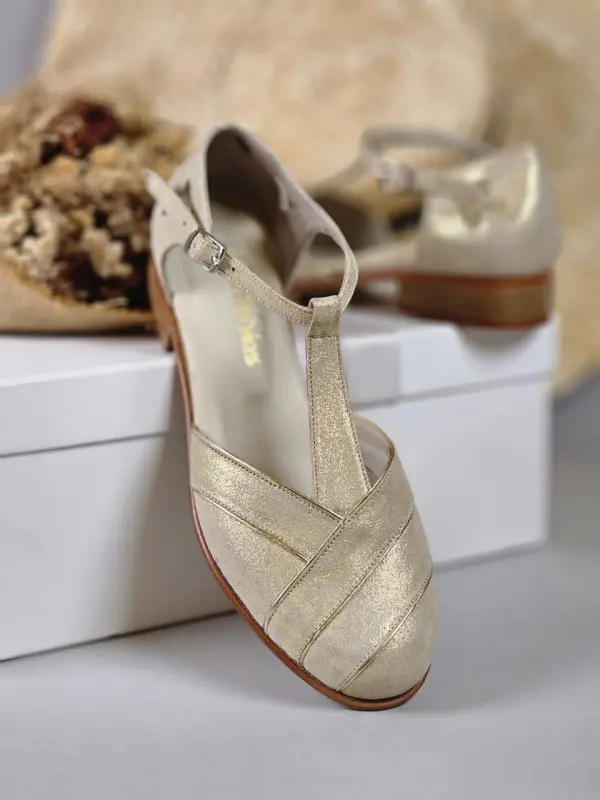 Sugar Golden Suede 2 cm heel