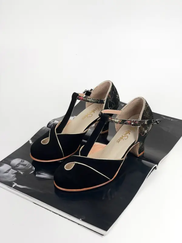 Black suede & Flower 6 cm heel