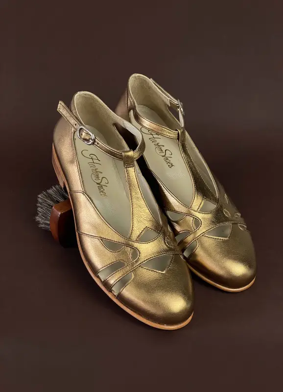 Dark Gold Leather 2 cm heel