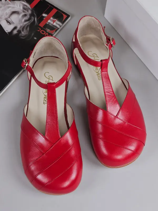 Barefoot Sugar Red Leather Zero Drop