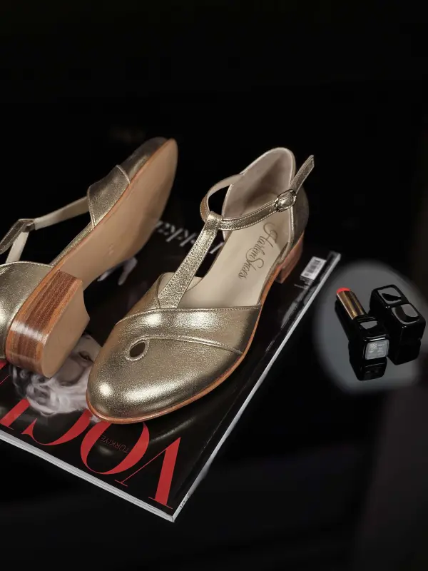 Muse Platinum Gold Leather 2 cm heel