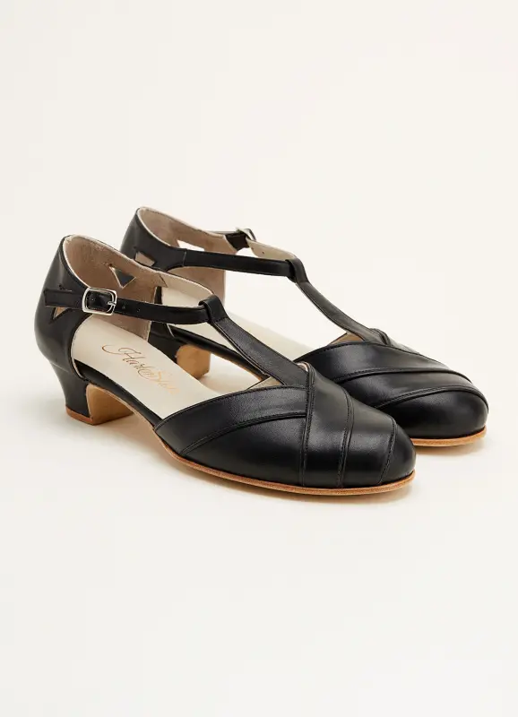 Black Leather 4 cm heel
