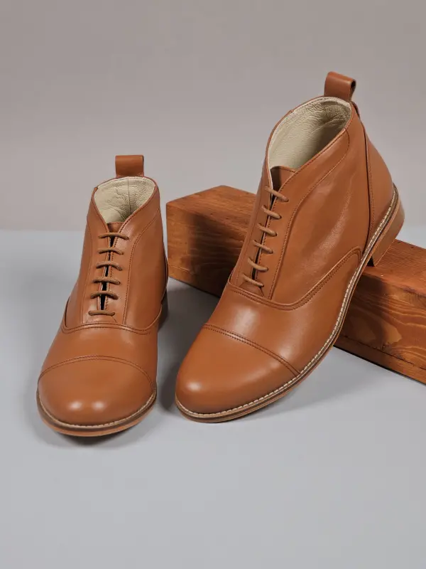 Smooth Boots Light Brown Leather 2 cm heel