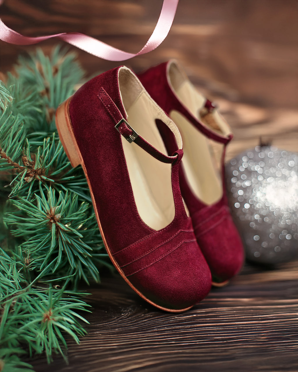 Barefoot Barbie Bordeaux Suede 2 cm heel