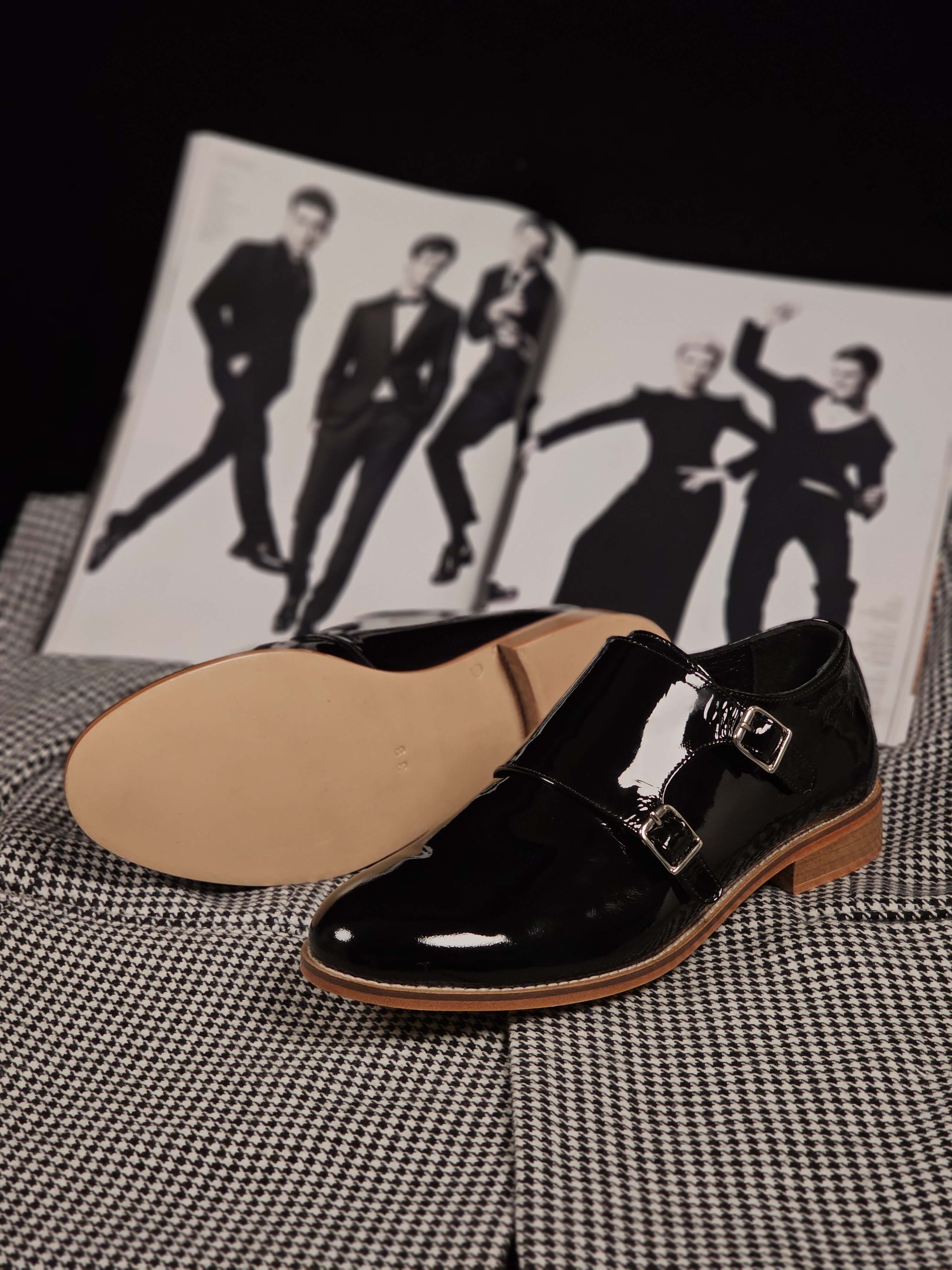 Monk Black Patent Leather 2 cm heel