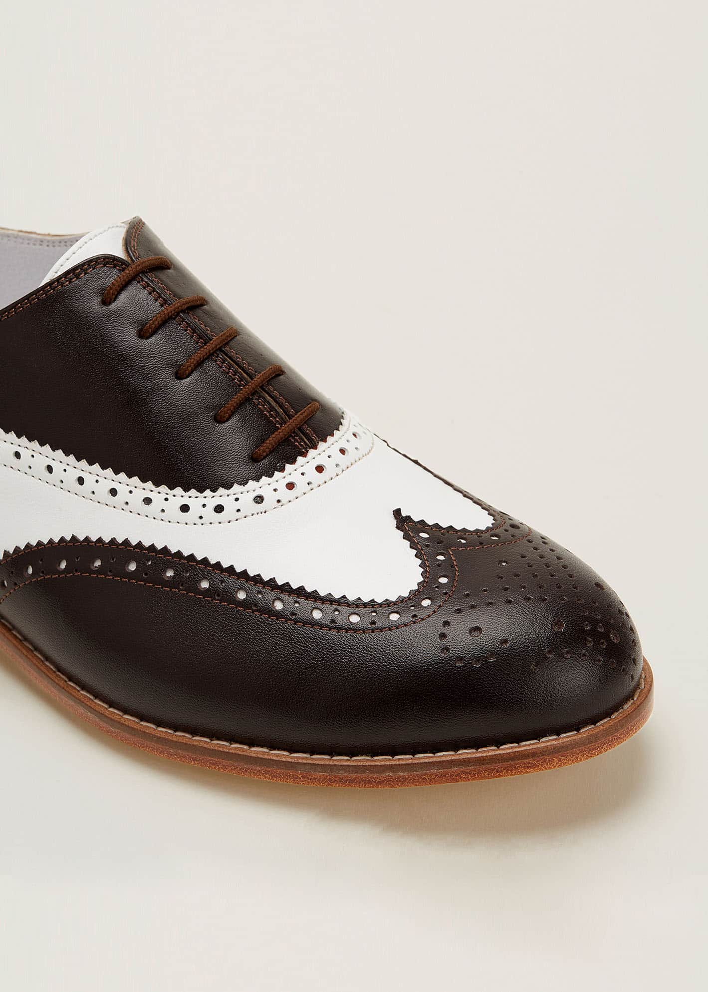 Brogue Dark Chocolate & White Leather 2 cm heel