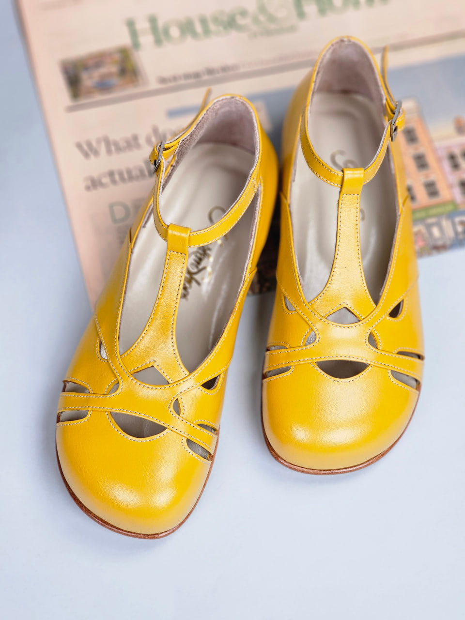 Barefoot Spring Yellow Leather 2 cm heel