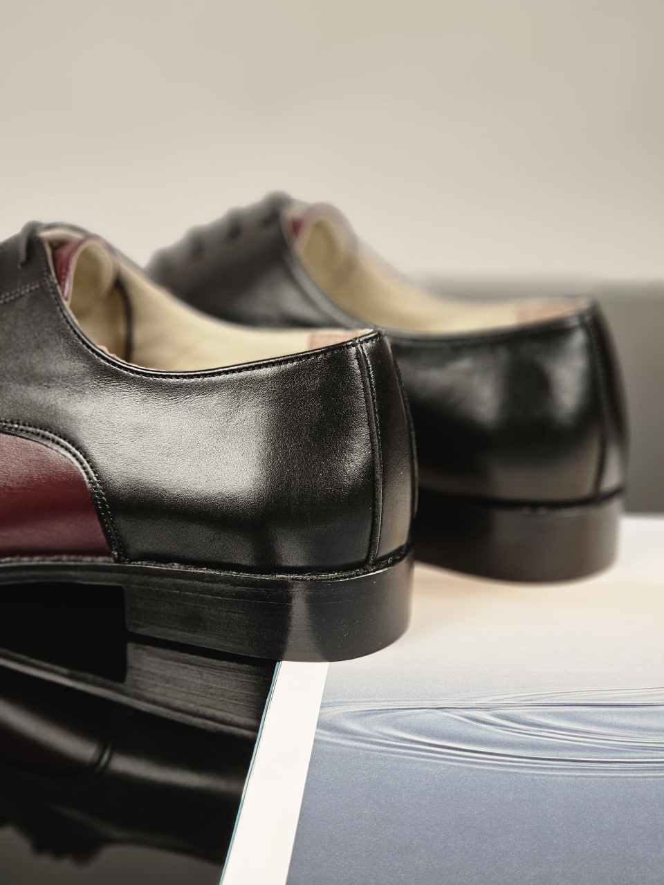 California Black & Bordeaux Leather 2 cm heel