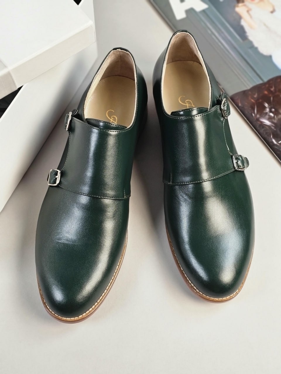 Monk Jungle Green Leather 2 cm heel