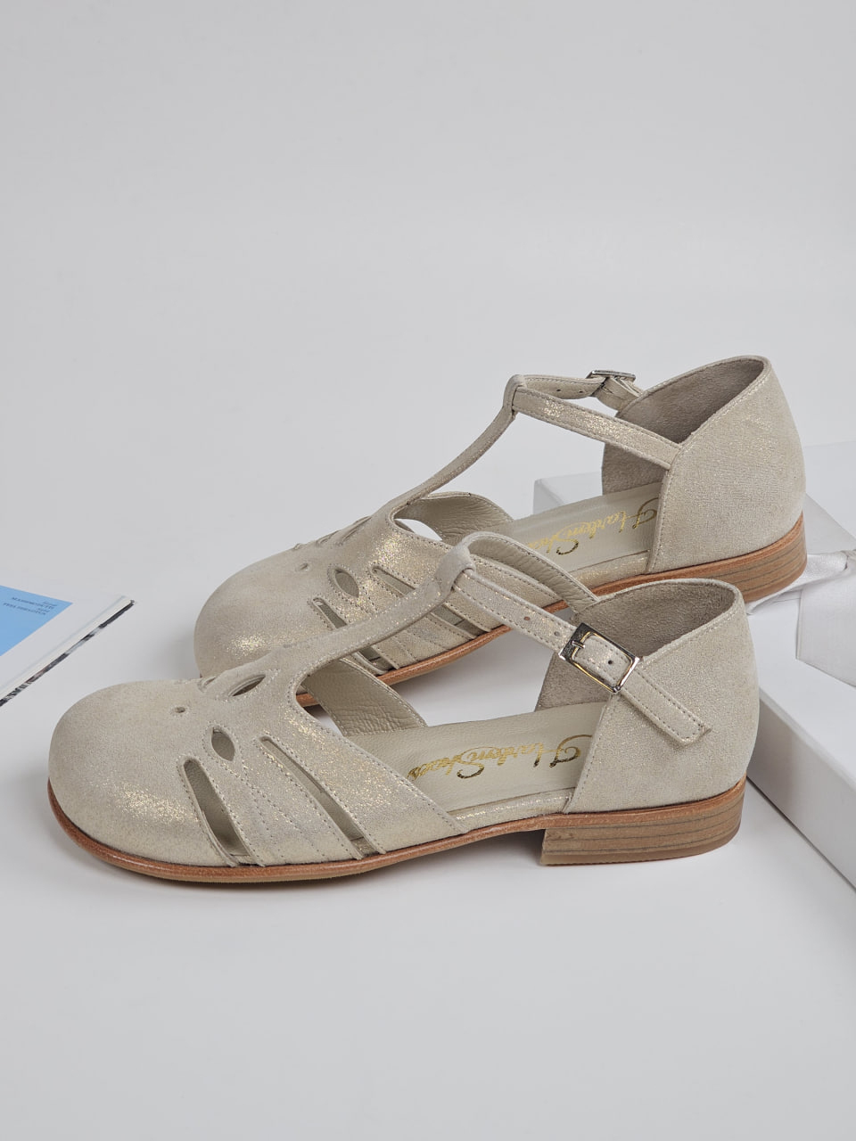 Barefoot Rosy Golden Suede 2 cm heel