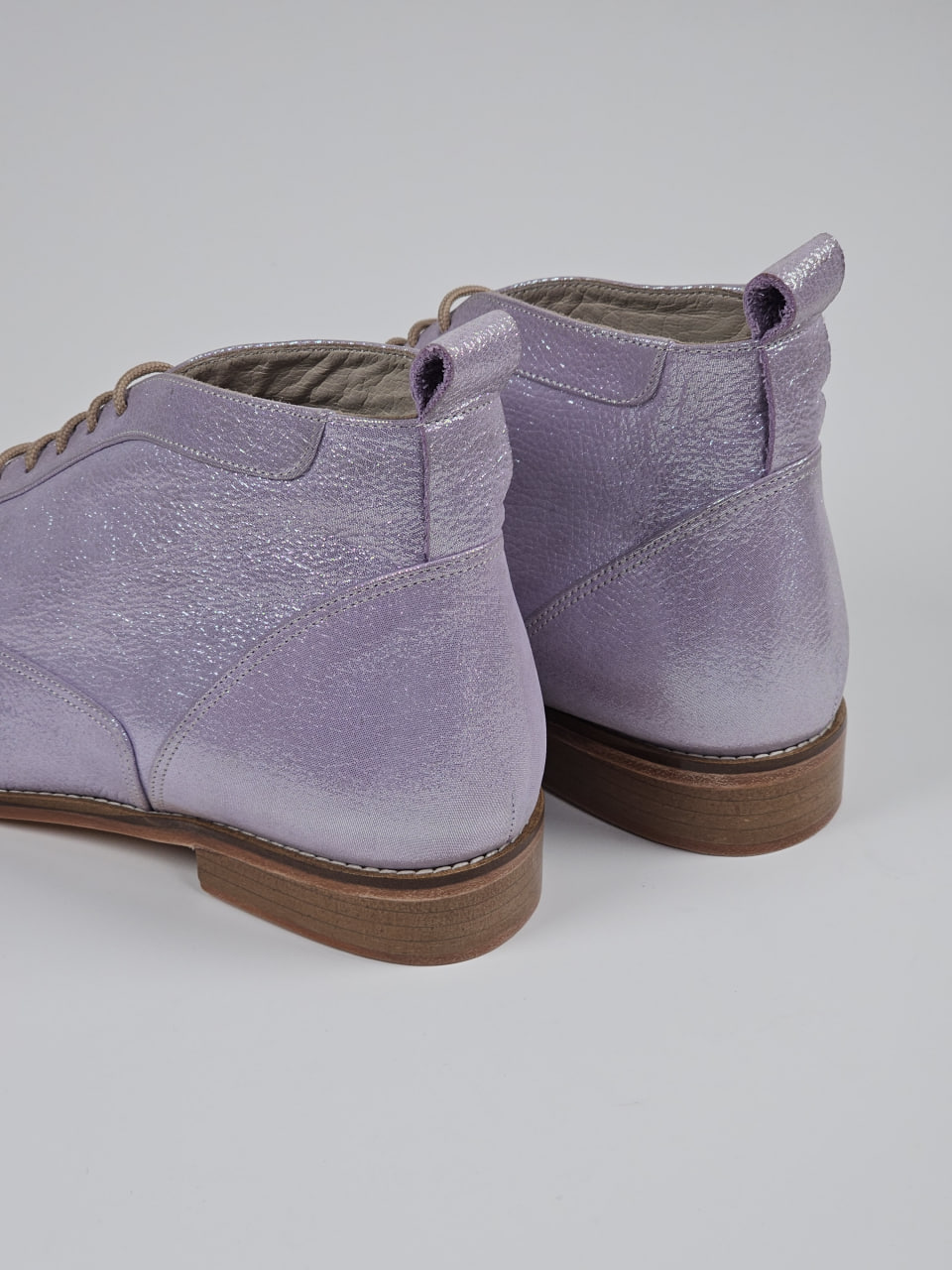 Smooth Boots Lilac Glow 2 cm heel