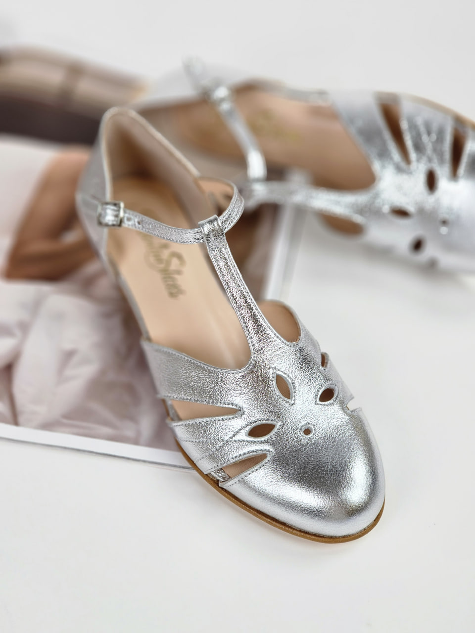 Rosy Silver Leather 3 cm heel