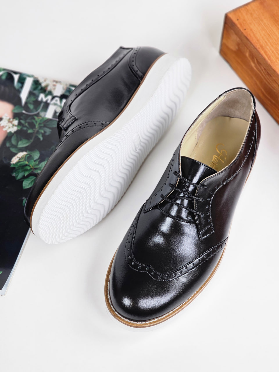 Women Oxfords Black Leather with Eva Sole