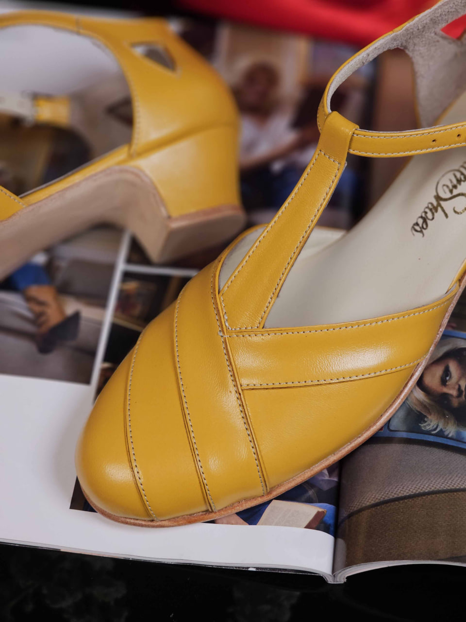 Sugar Yellow Leather 4 cm heel