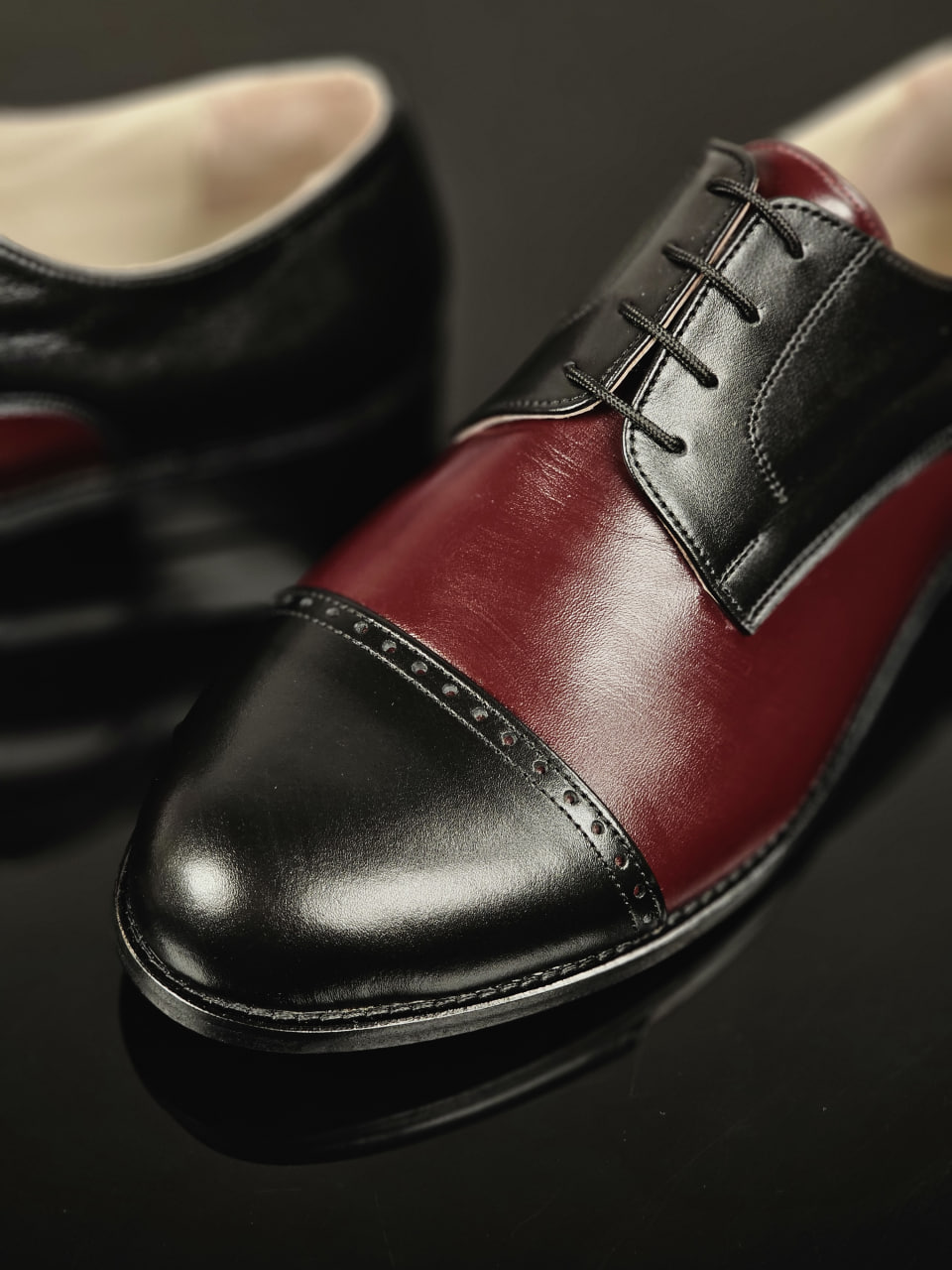 California Black & Bordeaux Leather 2 cm heel