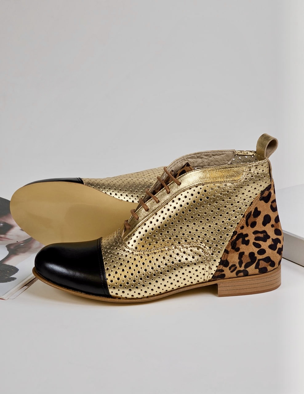 Smooth Boots Perforated Gold & Black Leather & Leopard Suede 2 cm heel
