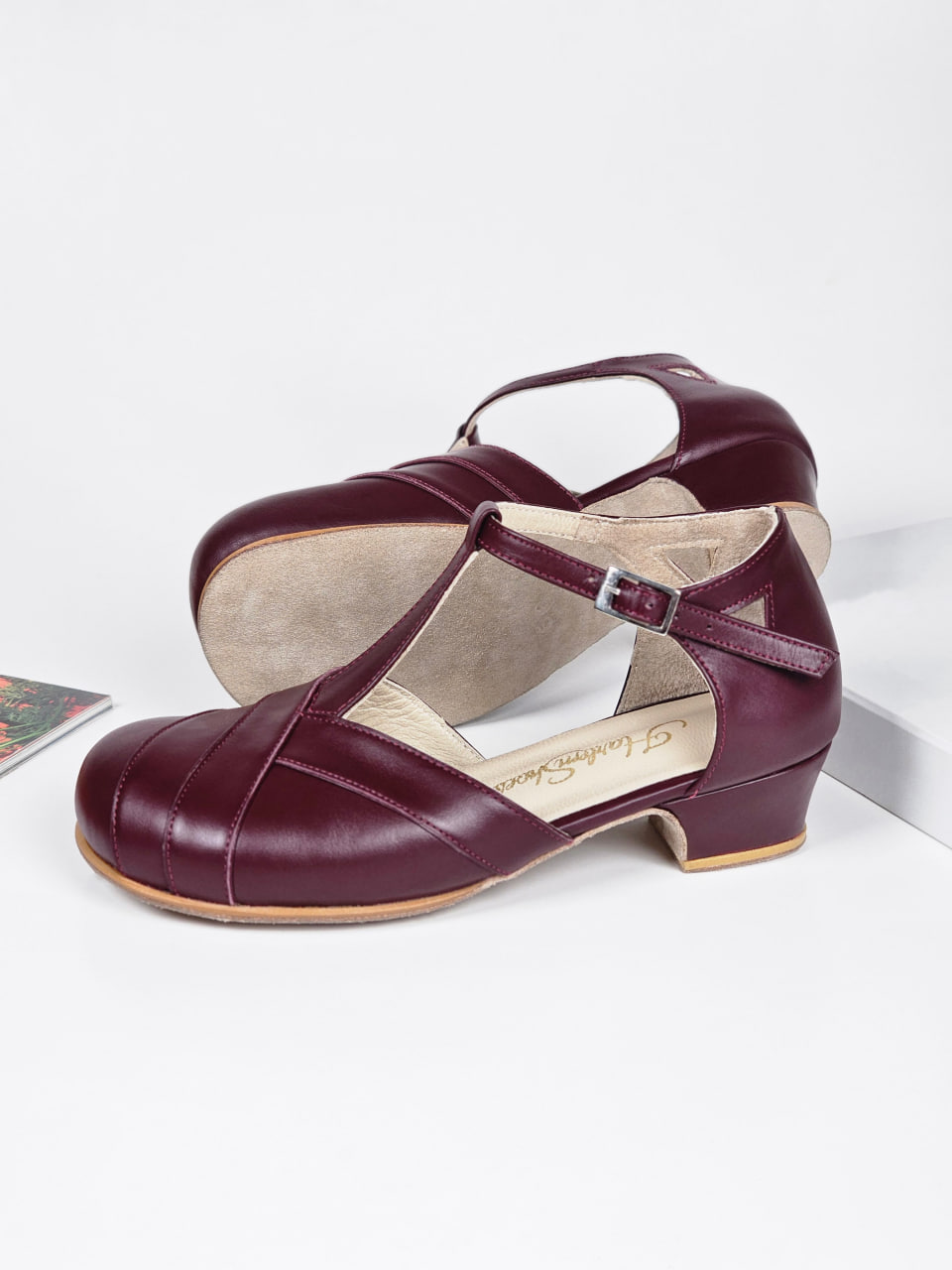 Barefoot Sugar Bordeaux Leather 4 cm heel