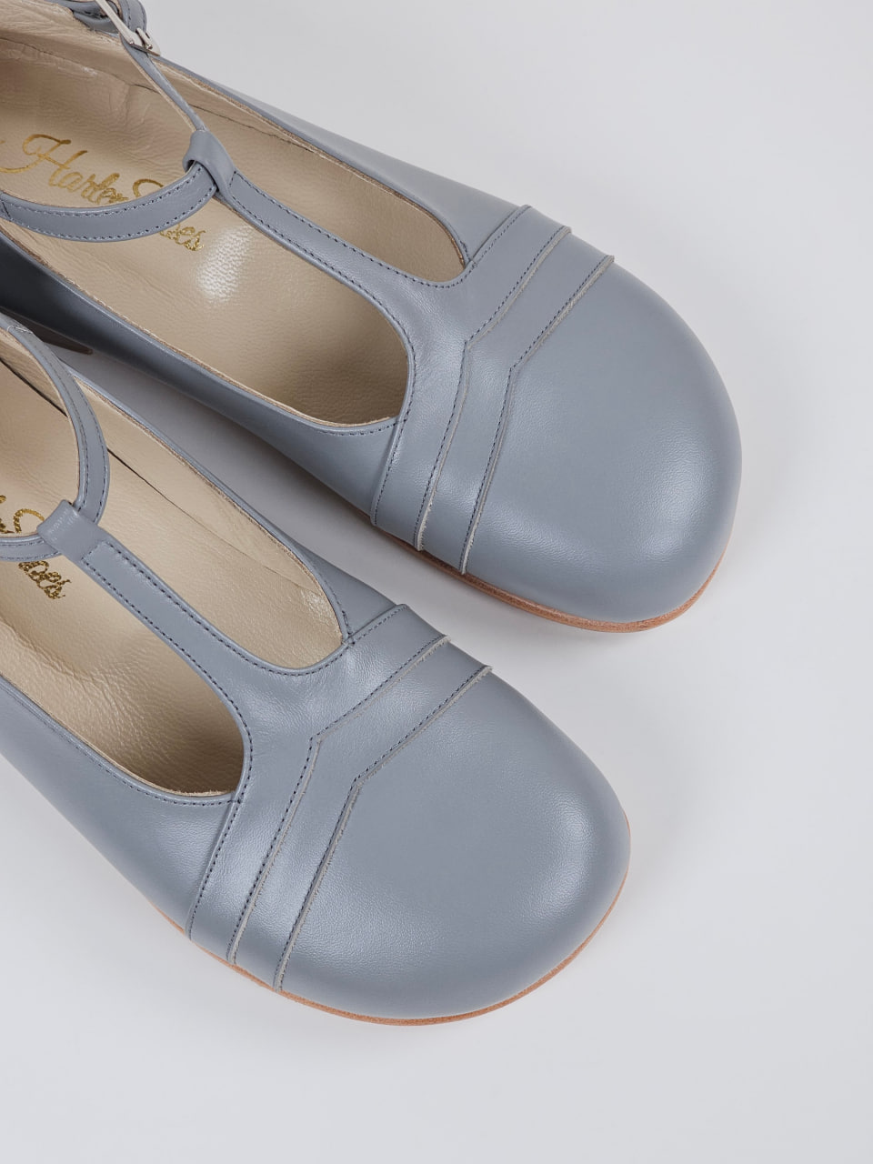 Barefoot Barbie Grey Leather 2 cm heel