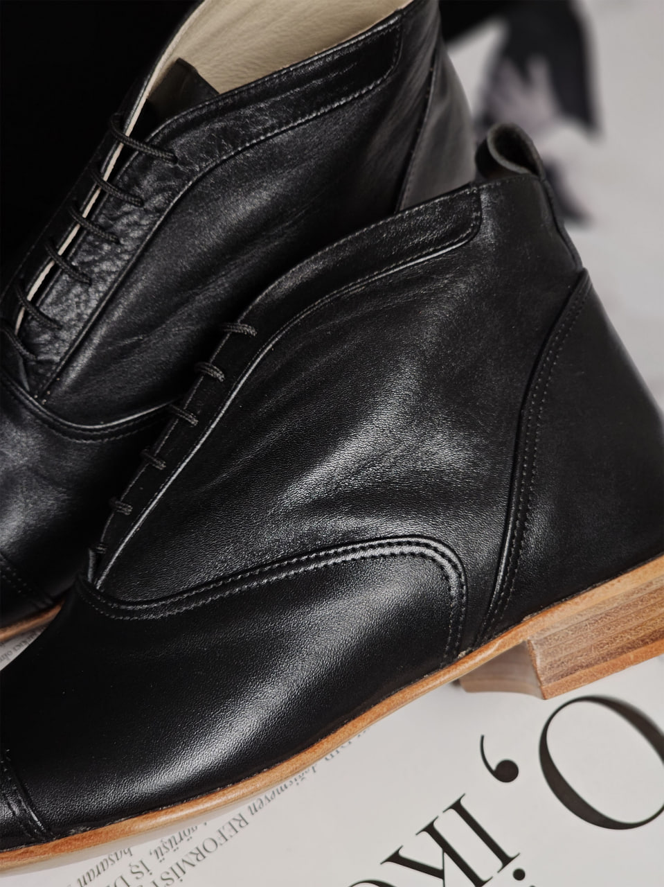 Smooth Boots Black Leather 2 cm heel